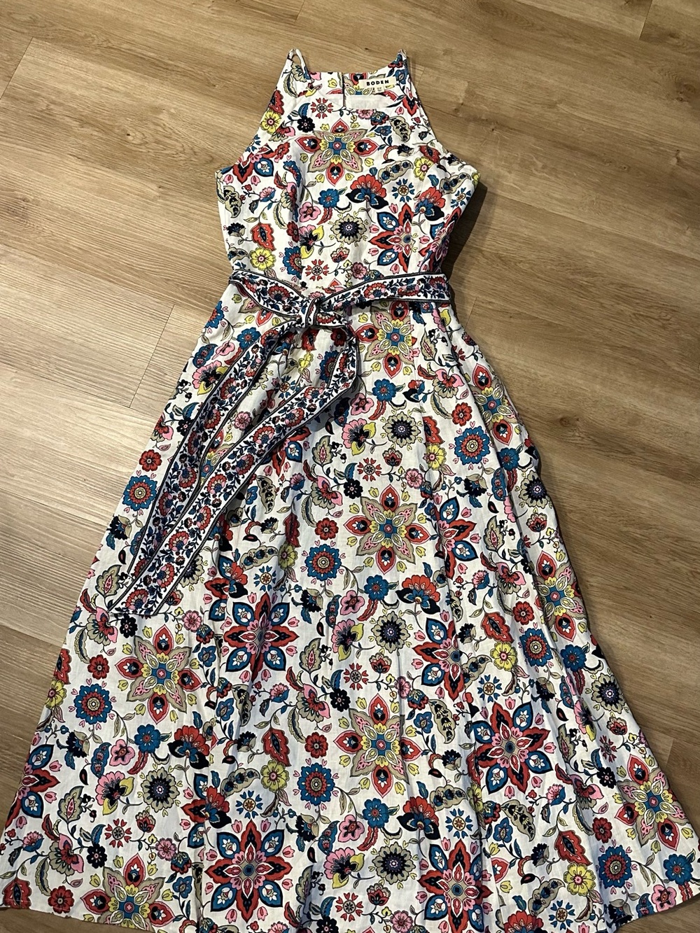 Boden linen halter maxi dress print 8 - Picture 2 of 5